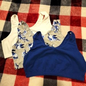 Lady's 3 pack sports bras.